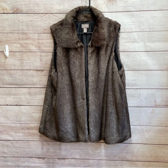 CHICOS FAUX FUR VEST IN BROWN - Picture 1 of 6